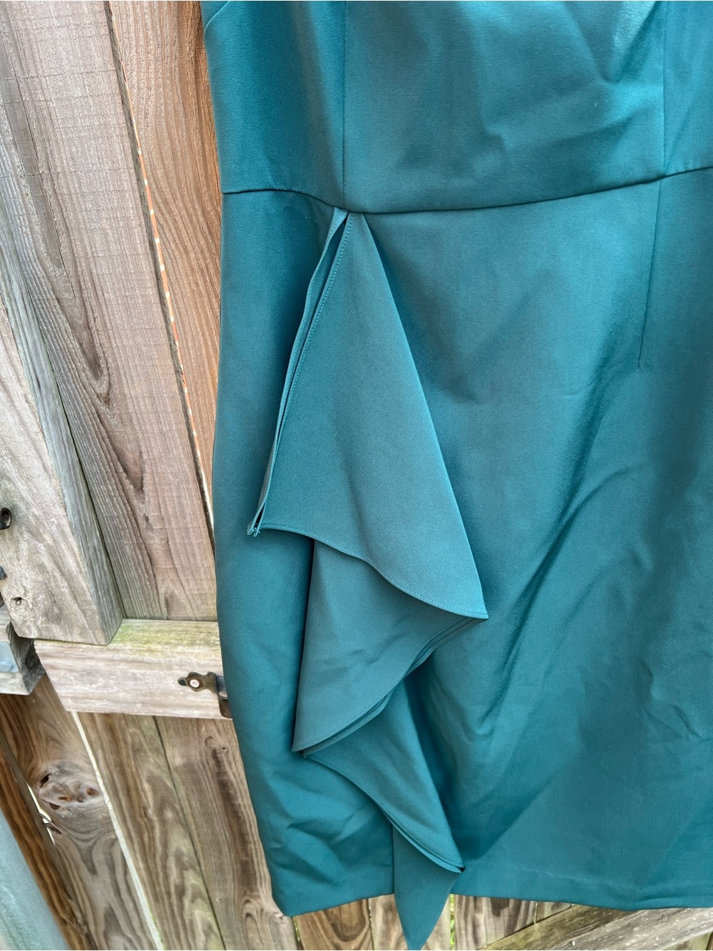 👗Vince Camuto Off-Shoulder Emerald Green Cocktail Dress - Picture 4 of 10